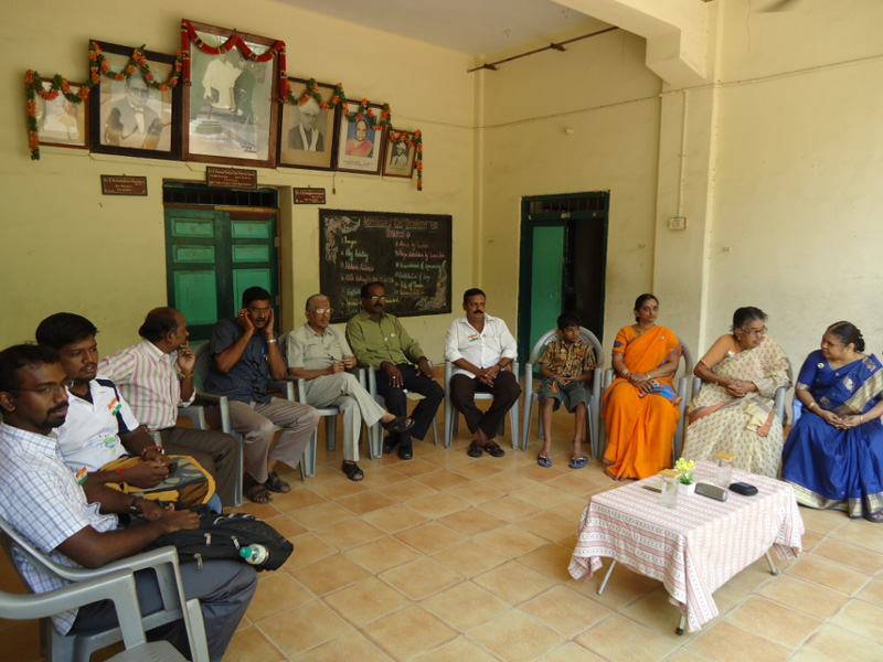 vShare Foundation scholarship handover